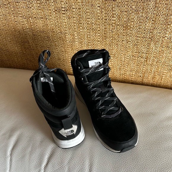 THE NORTH FACE Sneakers Size US 11, EU 44.5. Made in Vietnam. - Picture 5 of 12